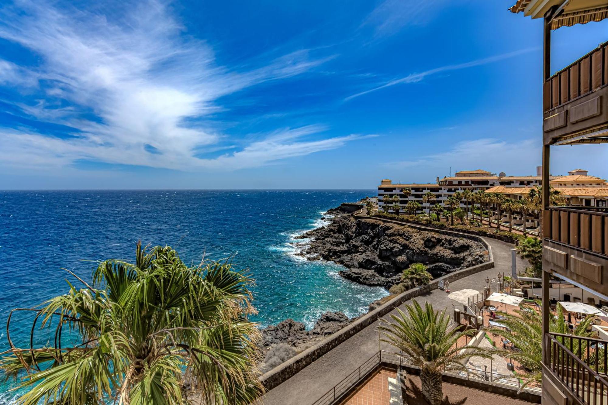 Atlantis 3 One Bedroom, Sea Front, In Complex With Pool Costa Del Silencio Exteriér fotografie
